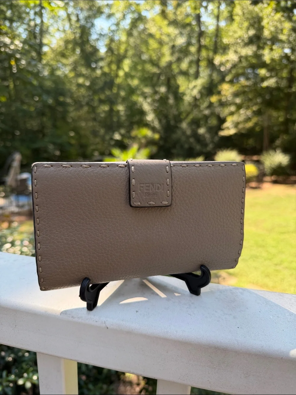 Fendi PEEKABOO CUOIO ROMA CORDA Taupe Leather Snap Wallet COA